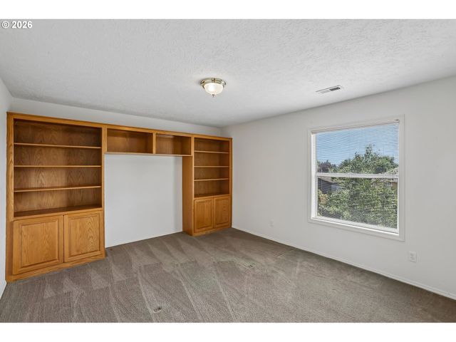 17217 Se FISHER Dr, Vancouver, WA 98683