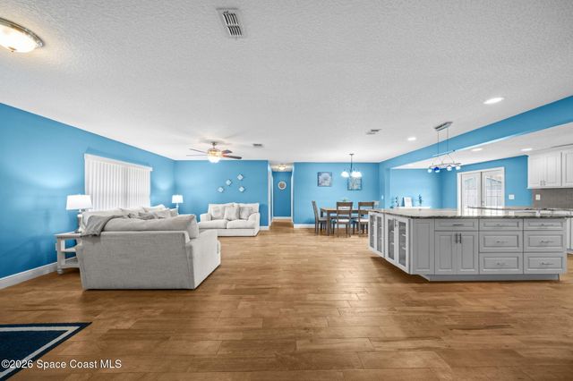 328 Humbert Street NE, Palm Bay, FL 32907