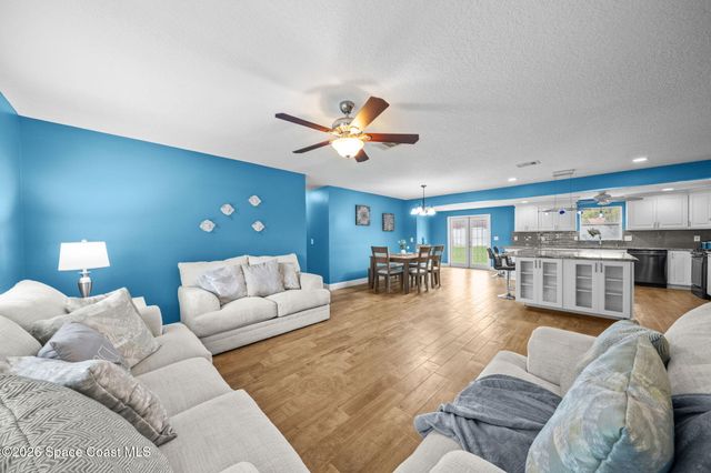 328 Humbert Street NE, Palm Bay, FL 32907