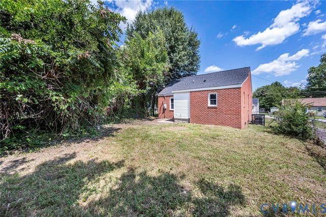1250 Hilton Pl, Petersburg, VA 23803