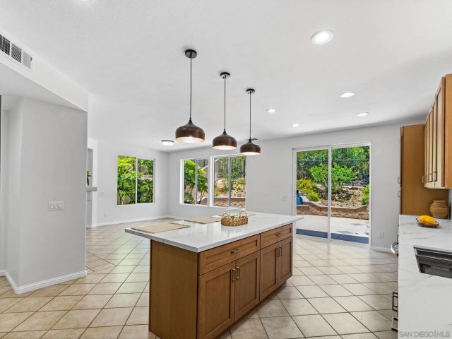 4308 Calle Mar De Ballenas, San Diego, CA 92130