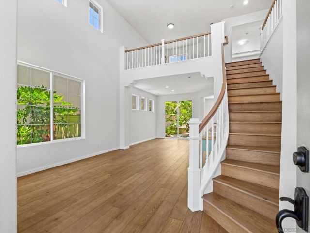 4308 Calle Mar De Ballenas, San Diego, CA 92130