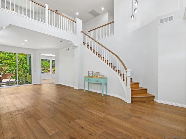 4308 Calle Mar De Ballenas, San Diego, CA 92130