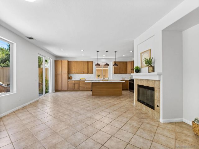 4308 Calle Mar De Ballenas, San Diego, CA 92130