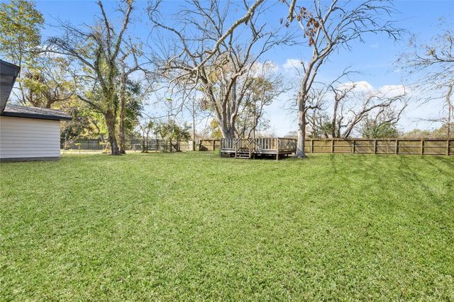 606 Roosevelt Street, La Marque, TX 77568