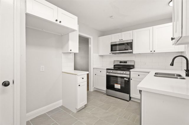 606 Roosevelt Street, La Marque, TX 77568