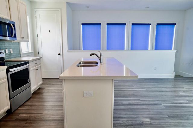 8917 SPERRY STREET, Orlando, FL 32827