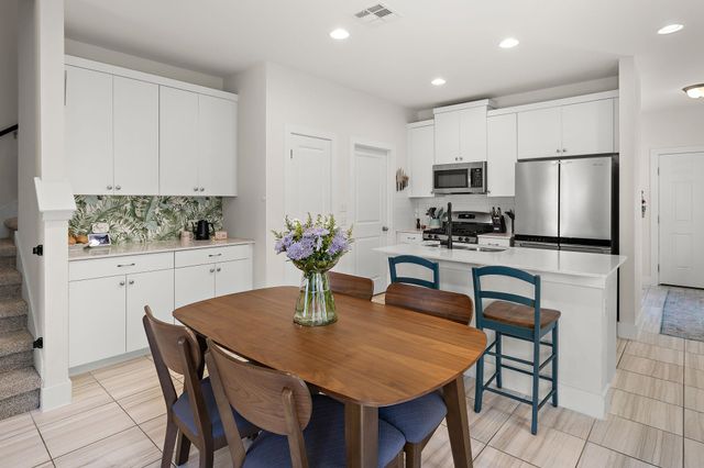532 White Steppe WAY 252, Georgetown, TX 78626