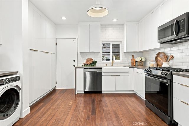 5108 Towne Avenue, Los Angeles, CA 90011