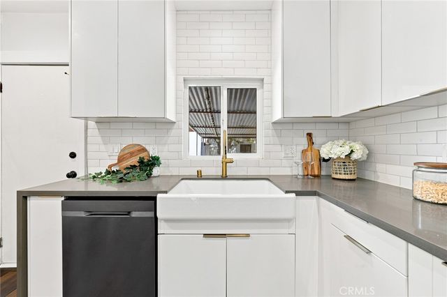 5108 Towne Avenue, Los Angeles, CA 90011