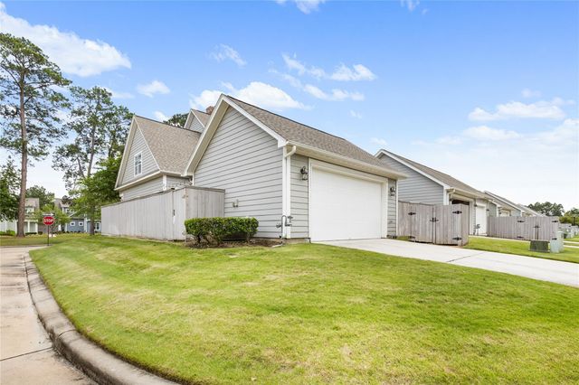 243 Kendrick Pines Boulevard, Spring, TX 77389