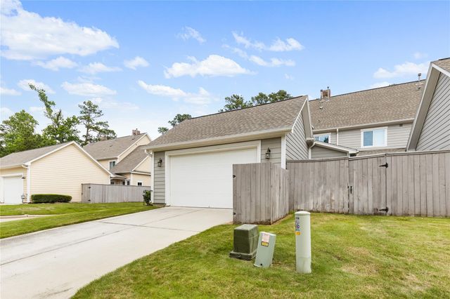 243 Kendrick Pines Boulevard, Spring, TX 77389