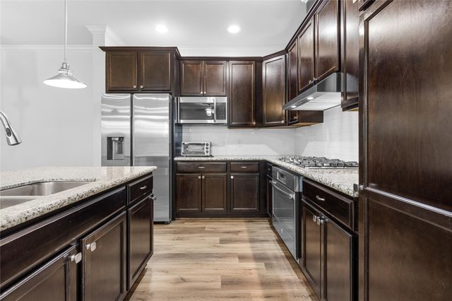 243 Kendrick Pines Boulevard, Spring, TX 77389