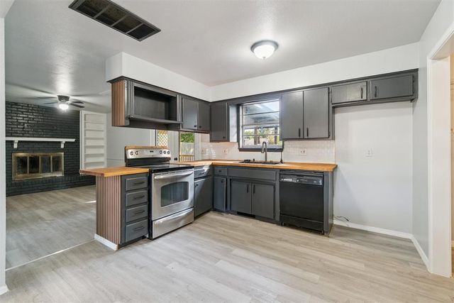 3900 Corbett Drive, Del City, OK 73115