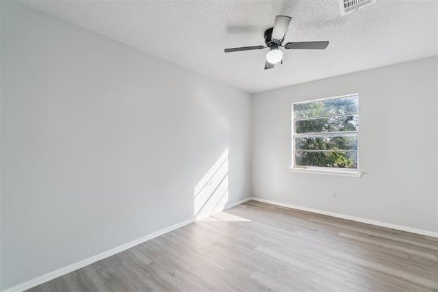 3900 Corbett Drive, Del City, OK 73115