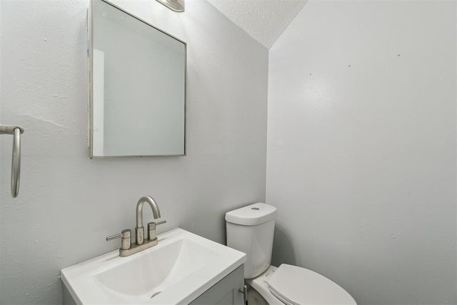 3900 Corbett Drive, Del City, OK 73115