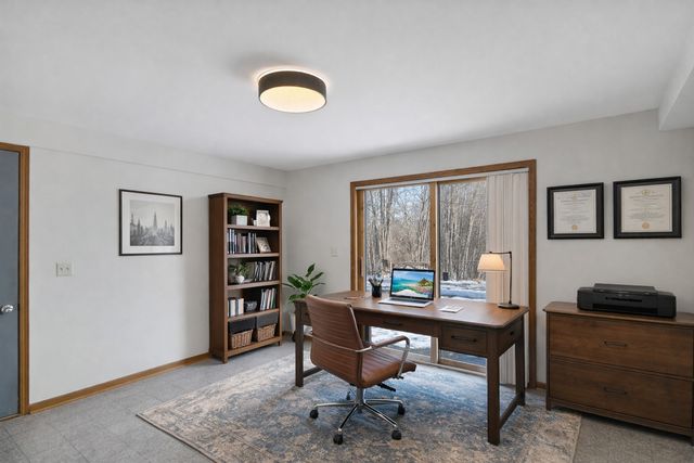 8908 Wondermere Road, Wonder Lake, IL 60097