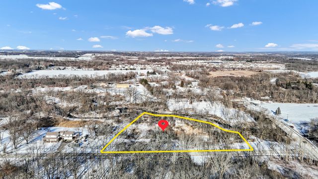 8908 Wondermere Road, Wonder Lake, IL 60097