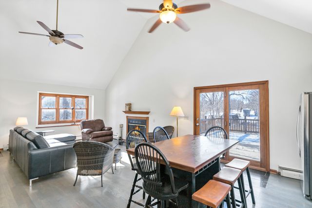 8908 Wondermere Road, Wonder Lake, IL 60097