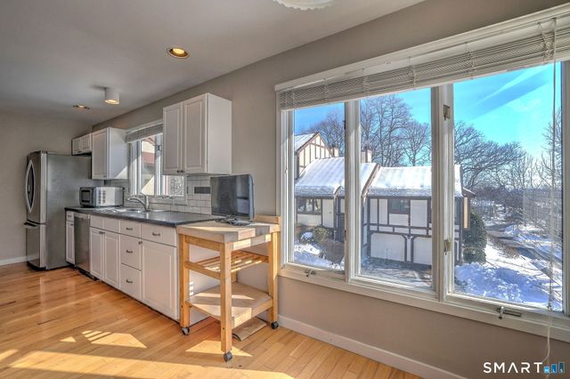 690 Forest Road 761, West Haven, CT 06516