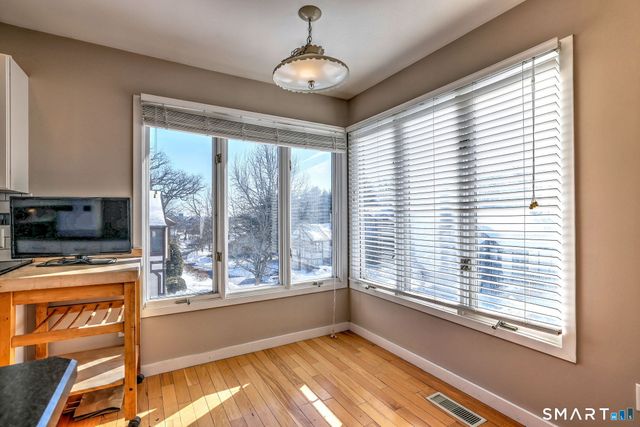 690 Forest Road 761, West Haven, CT 06516