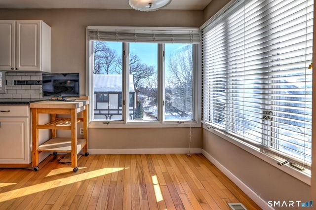 690 Forest Road 761, West Haven, CT 06516