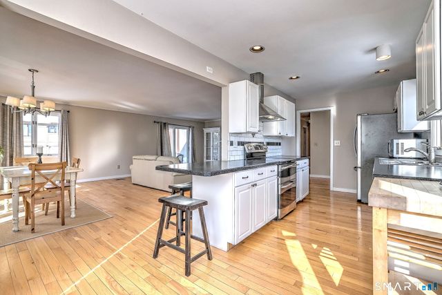 690 Forest Road 761, West Haven, CT 06516