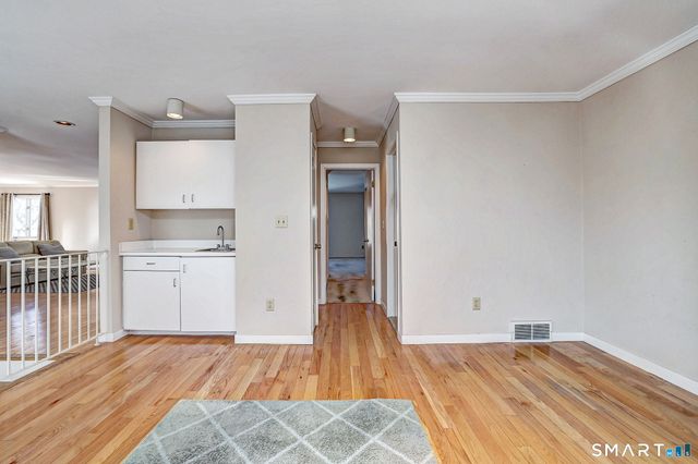 690 Forest Road 761, West Haven, CT 06516