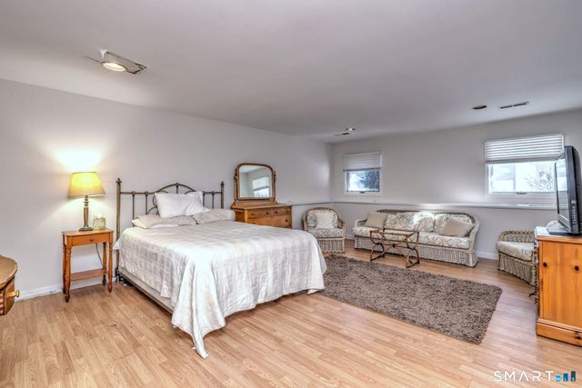 690 Forest Road 761, West Haven, CT 06516