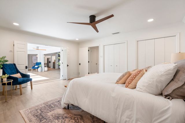 6126 Highgate Lane, Dallas, TX 75214