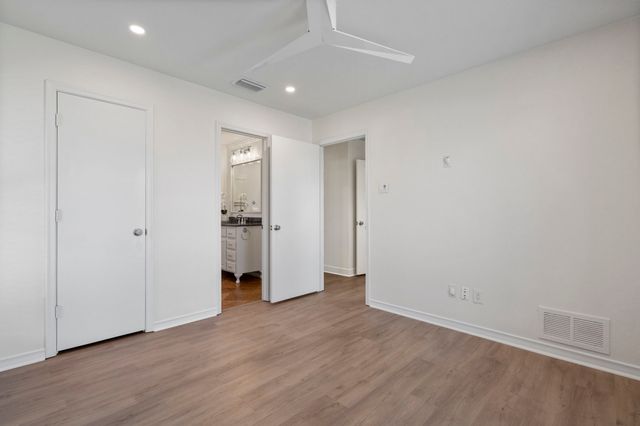 6126 Highgate Lane, Dallas, TX 75214
