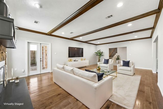 1030 Crossroads Drive, Houston, TX 77079