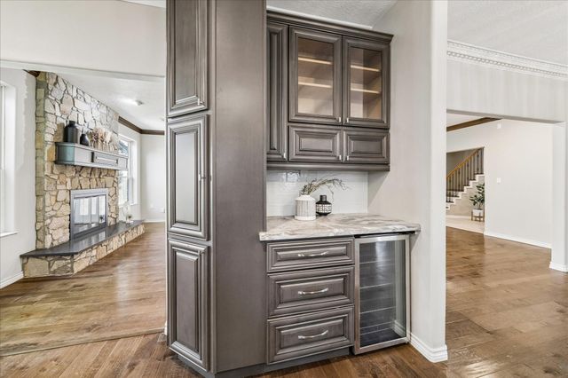 1030 Crossroads Drive, Houston, TX 77079