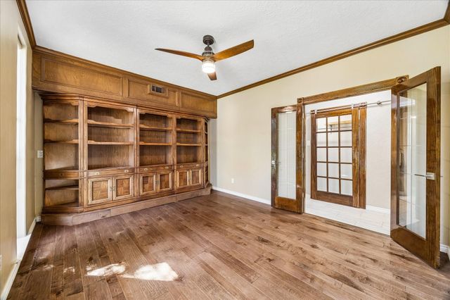 1030 Crossroads Drive, Houston, TX 77079