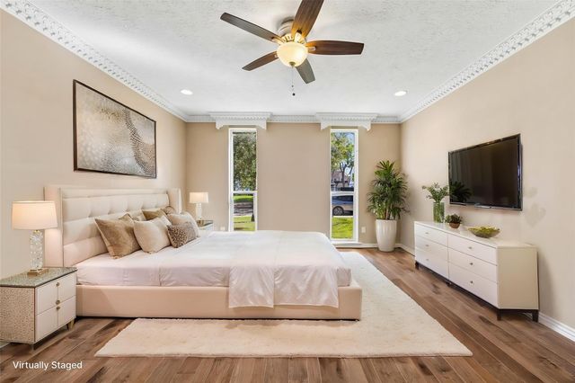 1030 Crossroads Drive, Houston, TX 77079