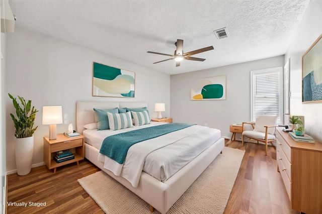 1030 Crossroads Drive, Houston, TX 77079