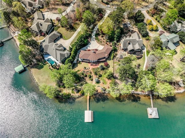 132 South Oak Pointe Drive, Seneca, SC 29672