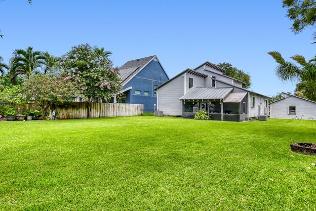 3918 Edgar Avenue, Boynton Beach, FL 33436