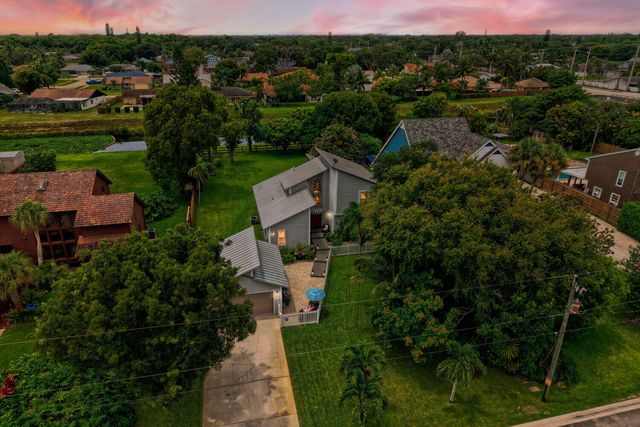 3918 Edgar Avenue, Boynton Beach, FL 33436