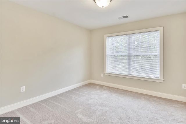 2205 N EDISON ST N, Arlington, VA 22207