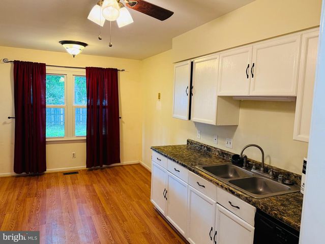 212 GERBER DR, Fredericksburg, VA 22408