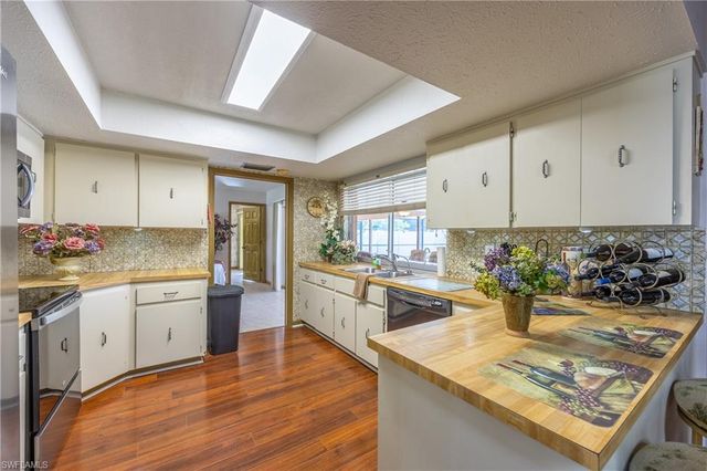 1314 SE 43rd TER, Cape Coral, FL 33904