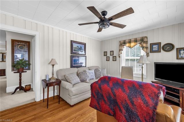 318 S Fayetteville Street, Liberty, NC 27298