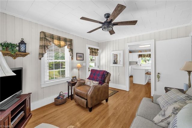 318 S Fayetteville Street, Liberty, NC 27298