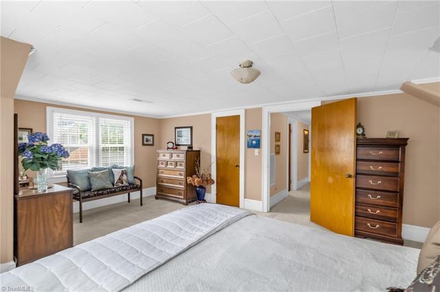 318 S Fayetteville Street, Liberty, NC 27298