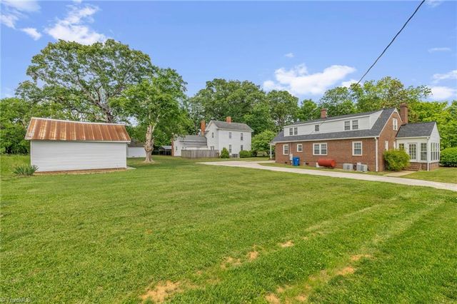 318 S Fayetteville Street, Liberty, NC 27298