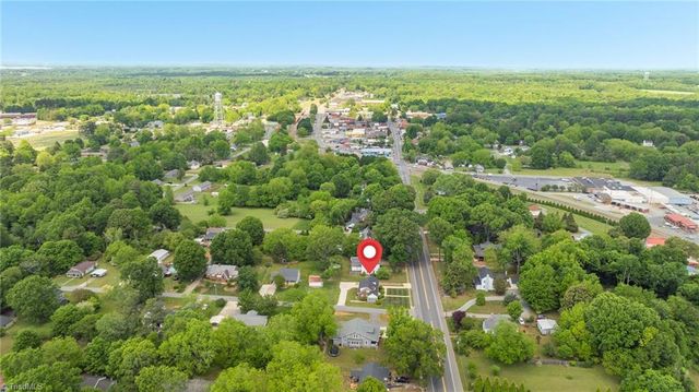 318 S Fayetteville Street, Liberty, NC 27298