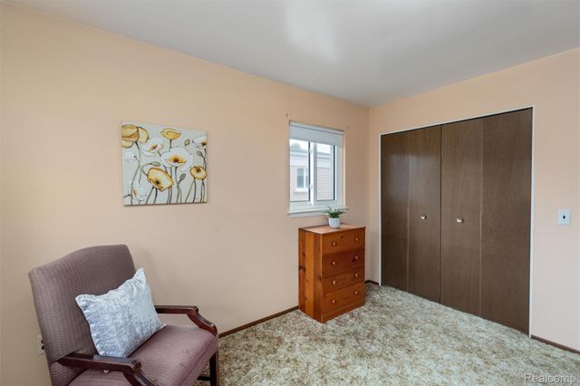 19462 Brandt Street, Roseville, MI 48066