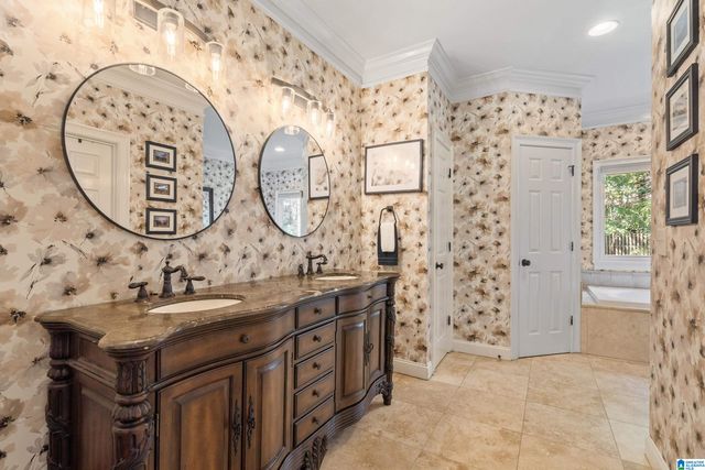2019 BLUESTONE CIRCLE, Birmingham, AL 35242