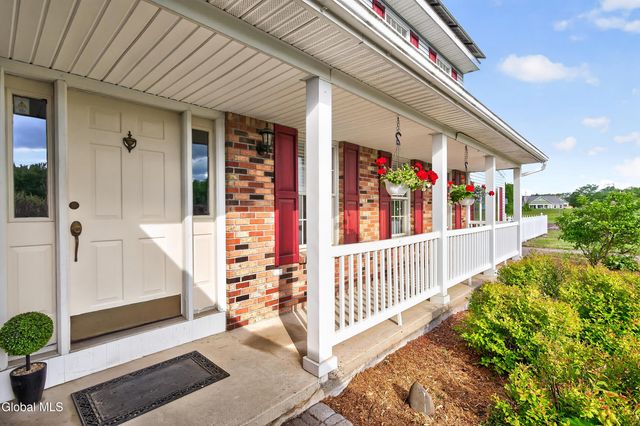 282 Hays Road, East Greenbush, NY 12033